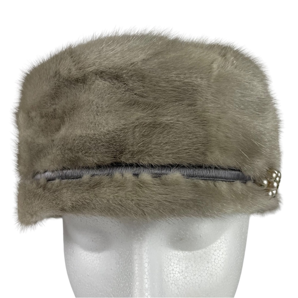 Janette Colombier Paris 1940s Union Made Imported Fur Winter Hat Pearl Accent OS - Picture 3 of 16